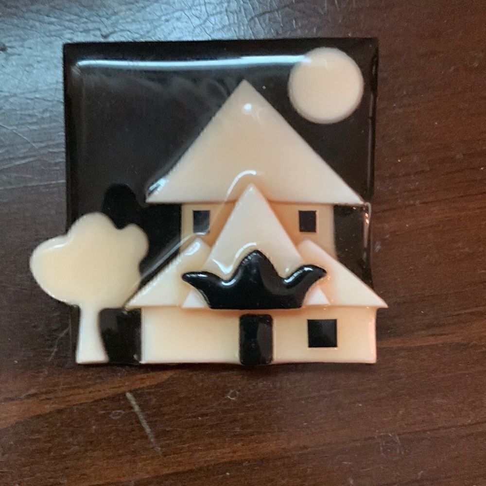 House pins by Lucinda EUC black/ivory house pin